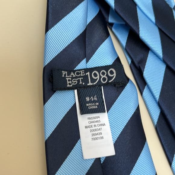 Blue Striped Tie - Picture 2 of 4